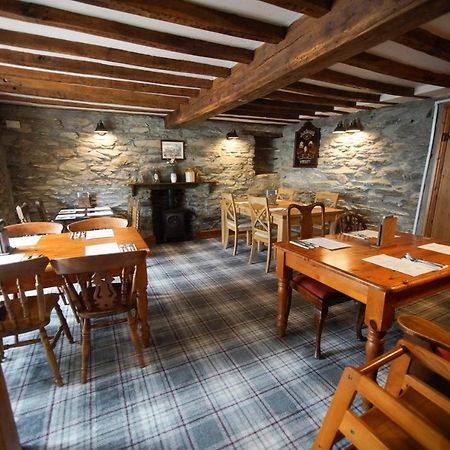 The Dudley Arms 호텔 Llandrillo 외부 사진